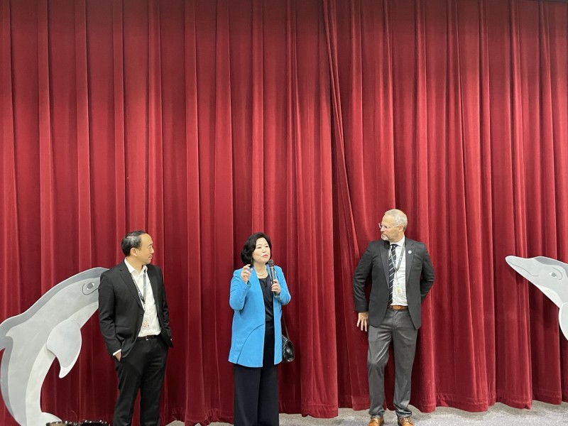 사진4(총영사 스피치).jpg